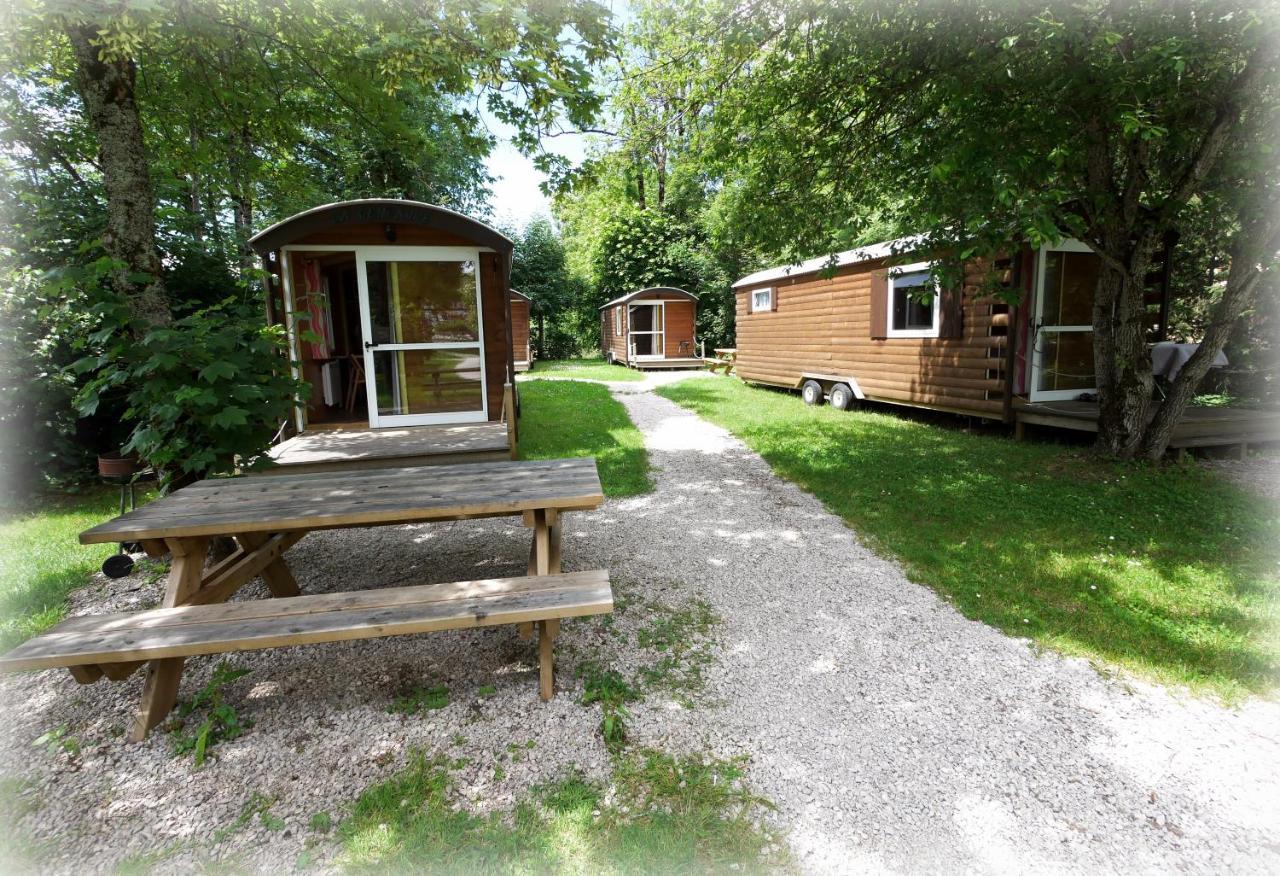 Roulottes Gites - Auberge De La Riviere Foncine-le-Haut Kültér fotó